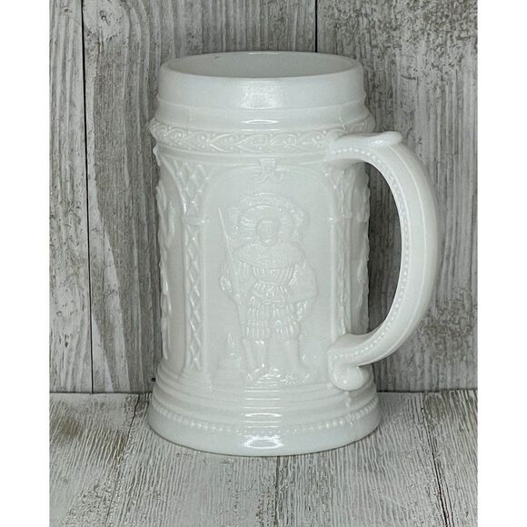 Vintage 1910 Westmoreland Milk Glass Stein Troubadour Pattern - Picture 2 of 11